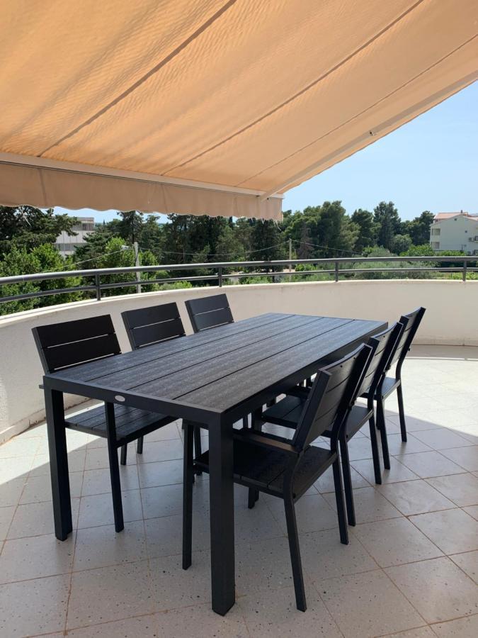 Apartments Villa Ohana Kastela Exterior photo
