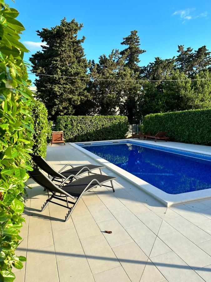 Apartments Villa Ohana Kastela Exterior photo