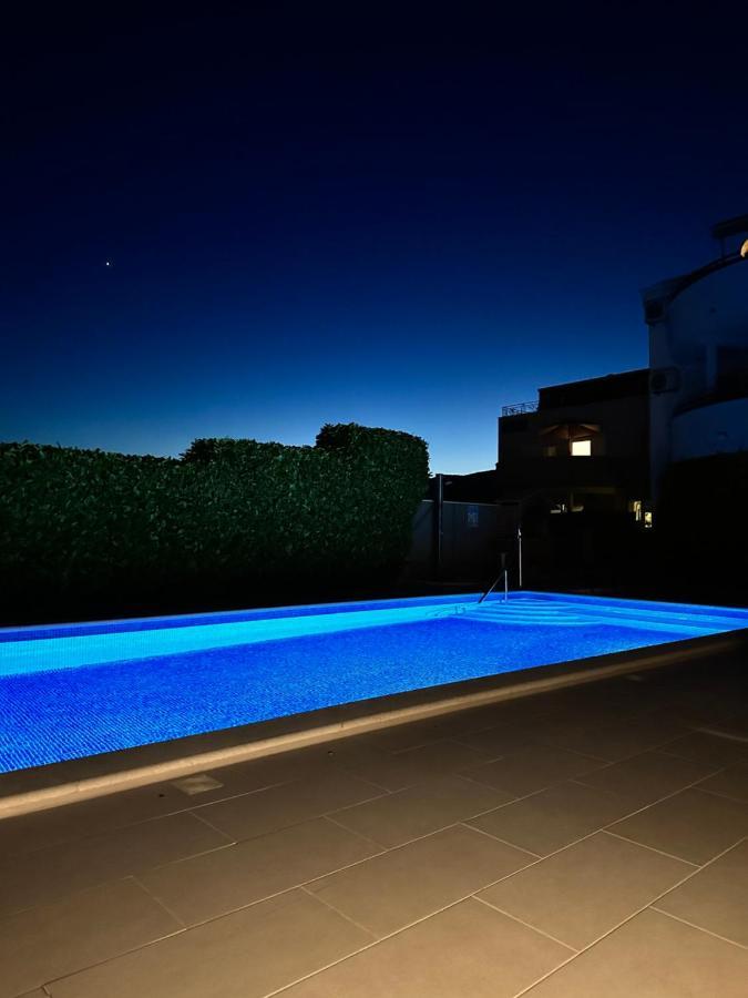 Apartments Villa Ohana Kastela Exterior photo